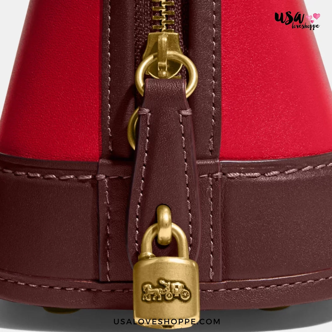 The Elegance of Coach: Retail Exclusive vs. Outlet Finds