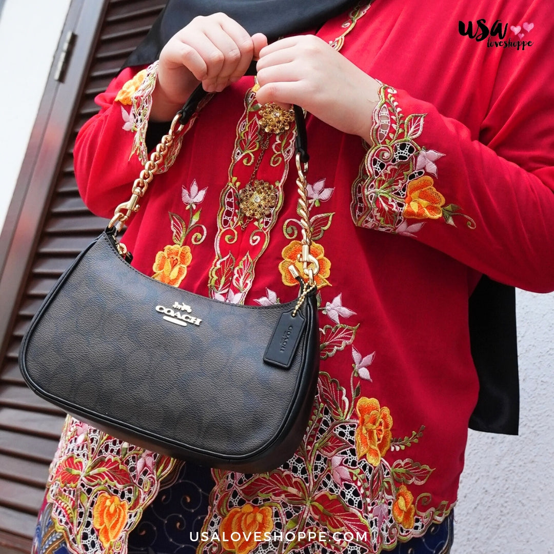 Unveiling the Elegance: Coach Outlet Signature Coated Canvas vs. Louis Vuitton Coated Canvas