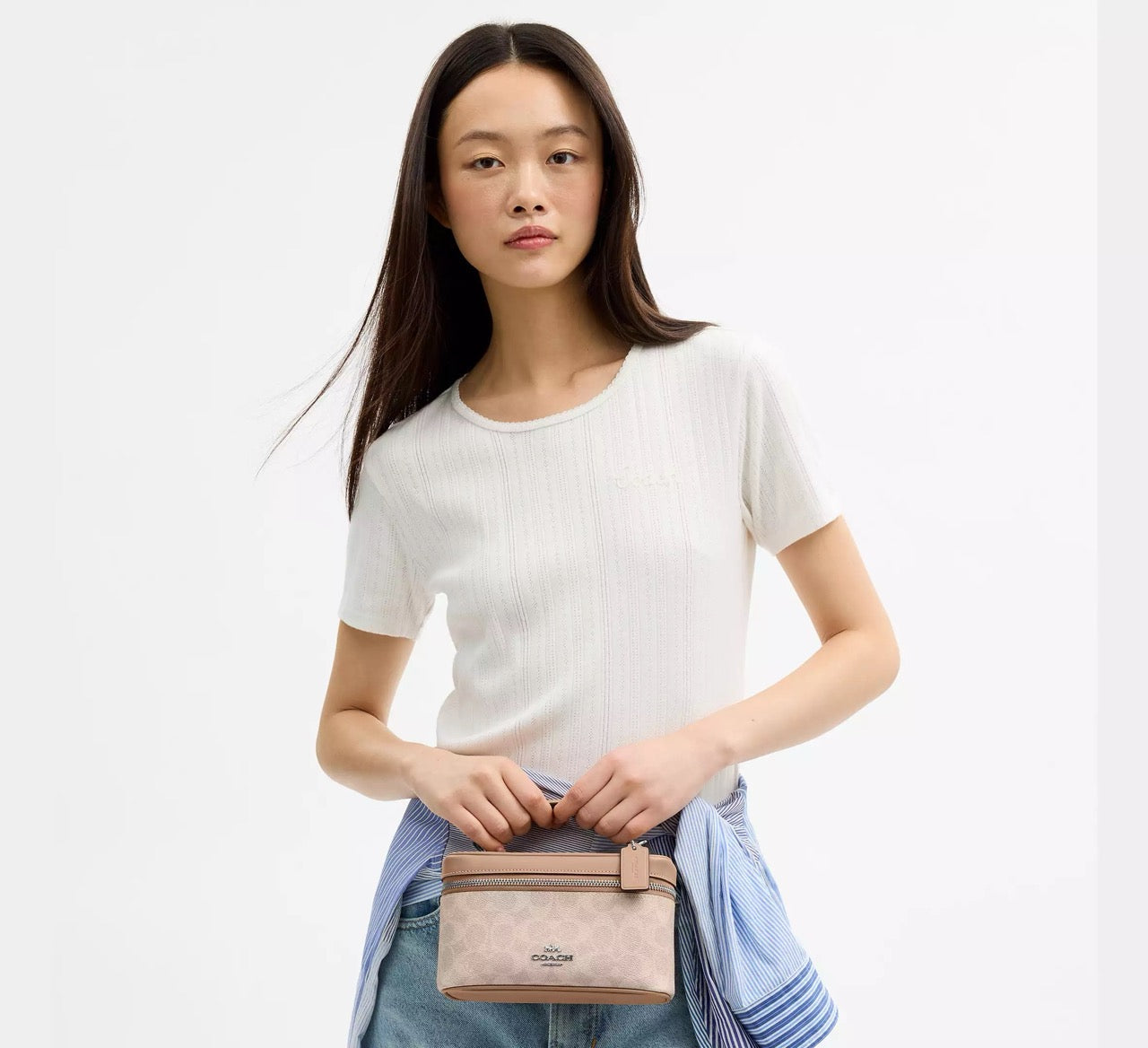 Why Neutral Handbags Never Go Out of Style