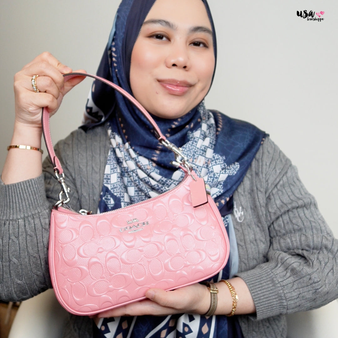 How to Spot Authentic Coach Bags When Shopping Online