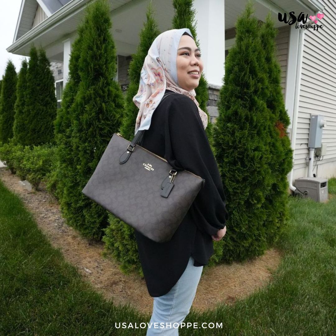 Why Pay More? Get the Coach Gallery Tote for Just RM899 with Guaranteed Authenticity!