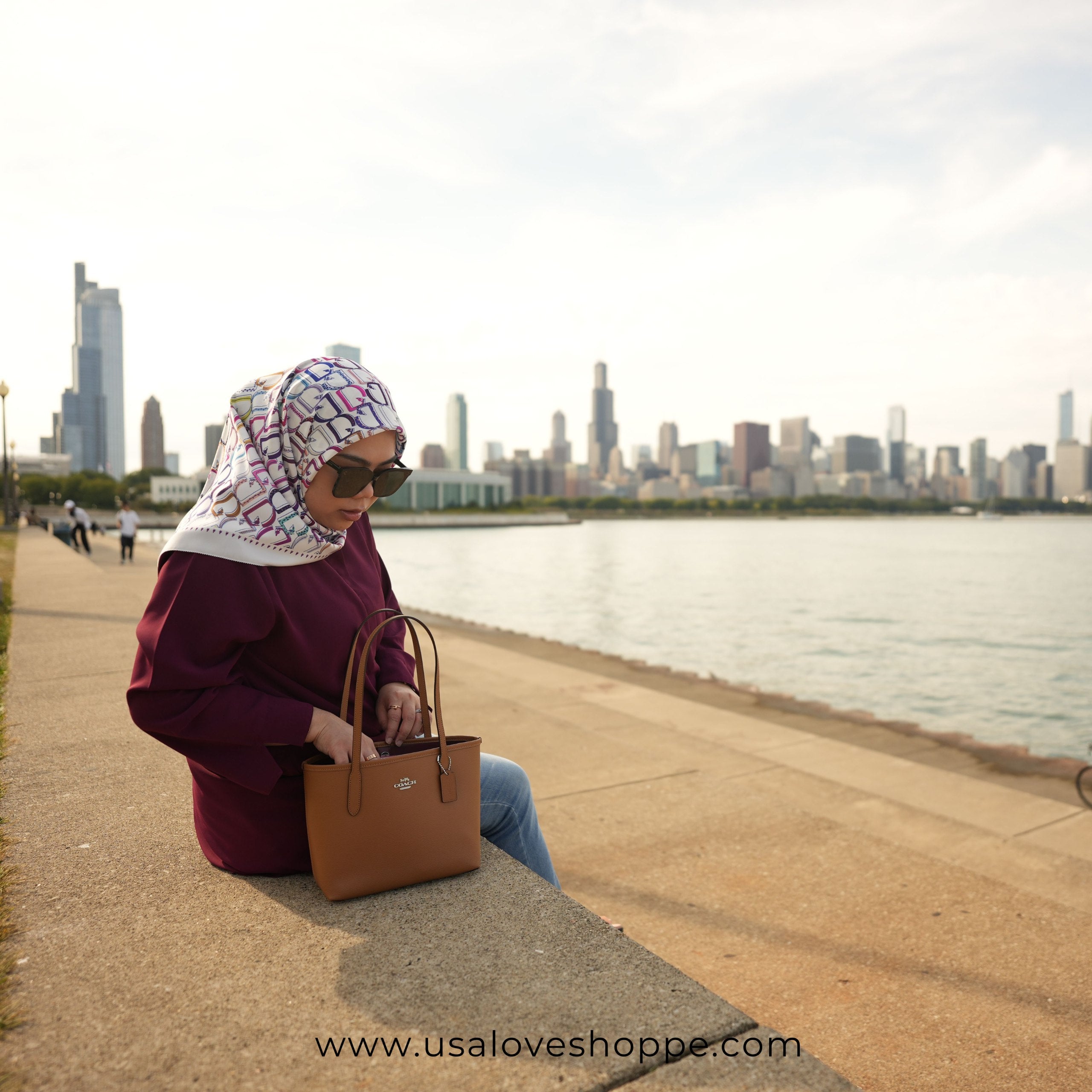 新作★Coach★Small City Tote CT859 COACH Small City Tote Bag in Light Saddle: The Perfect