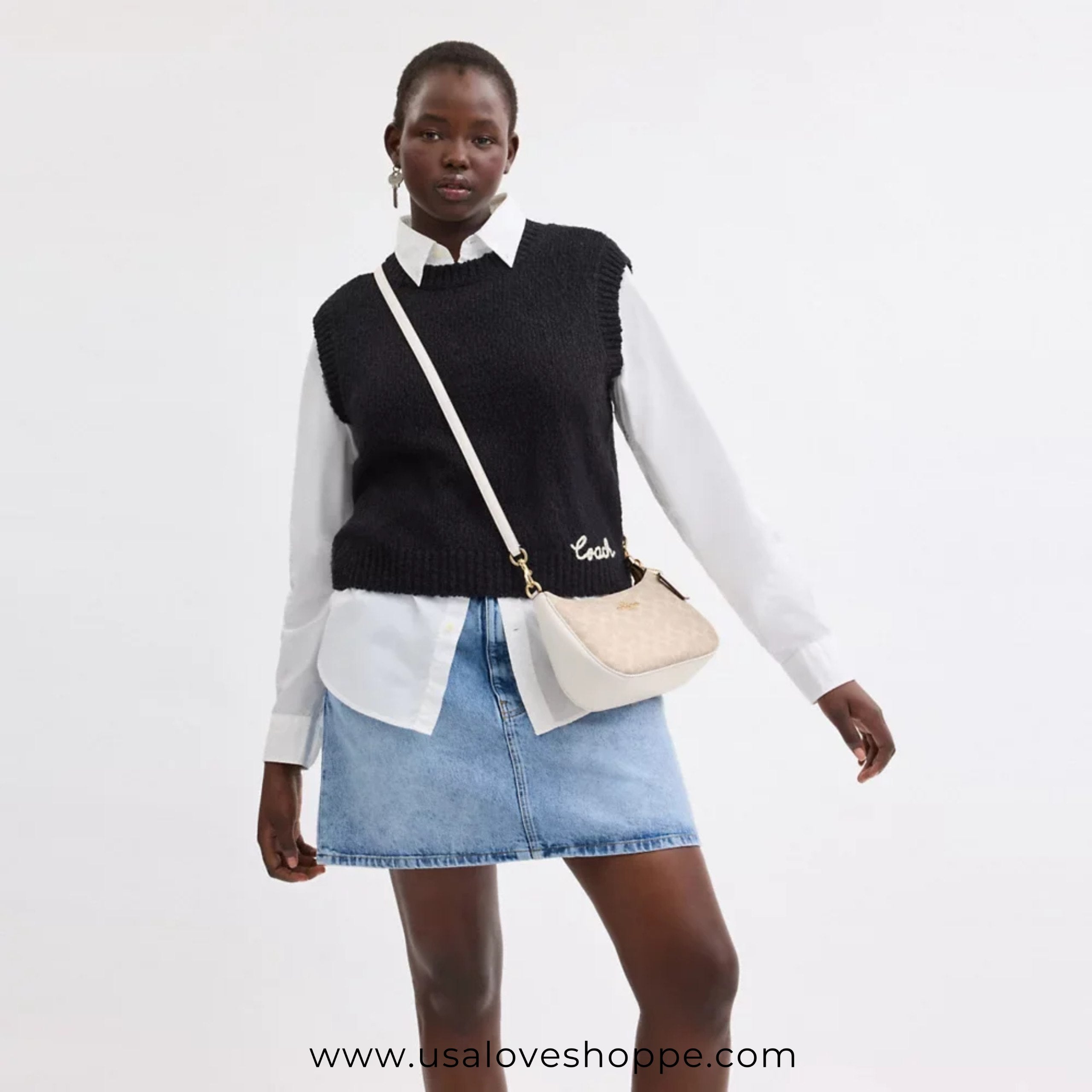 COACH Teri Shoulder Bag In Signature Canvas Sand Chalk (CV933) – Elegant, Timeless Style for Every Malaysian Woman