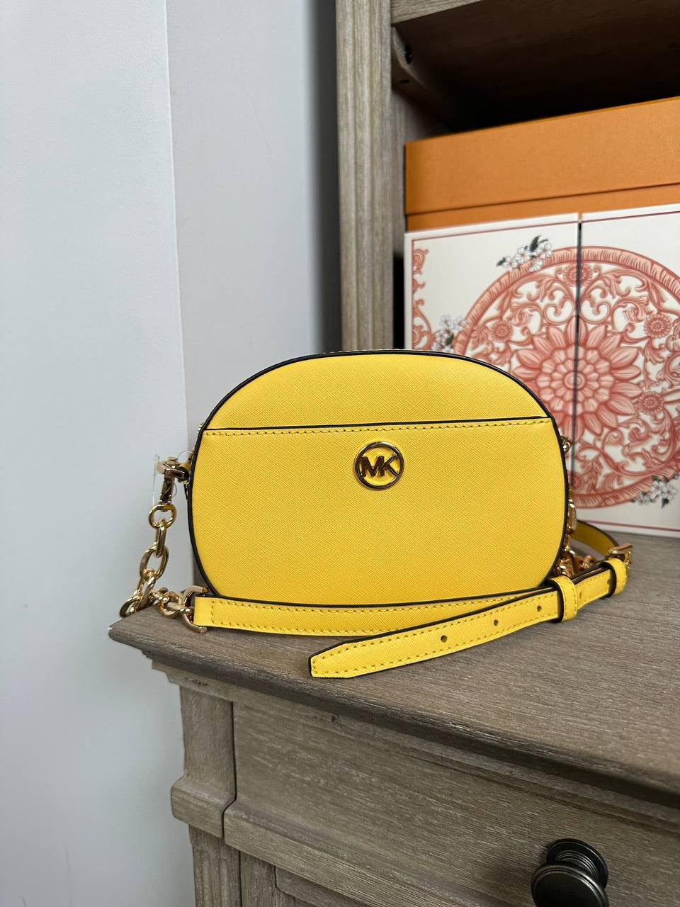 Michael kors jet set crossbody outlet yellow