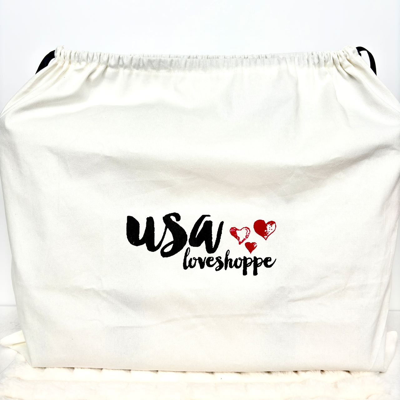 Usaloveshoppe Dust Bag (Large)