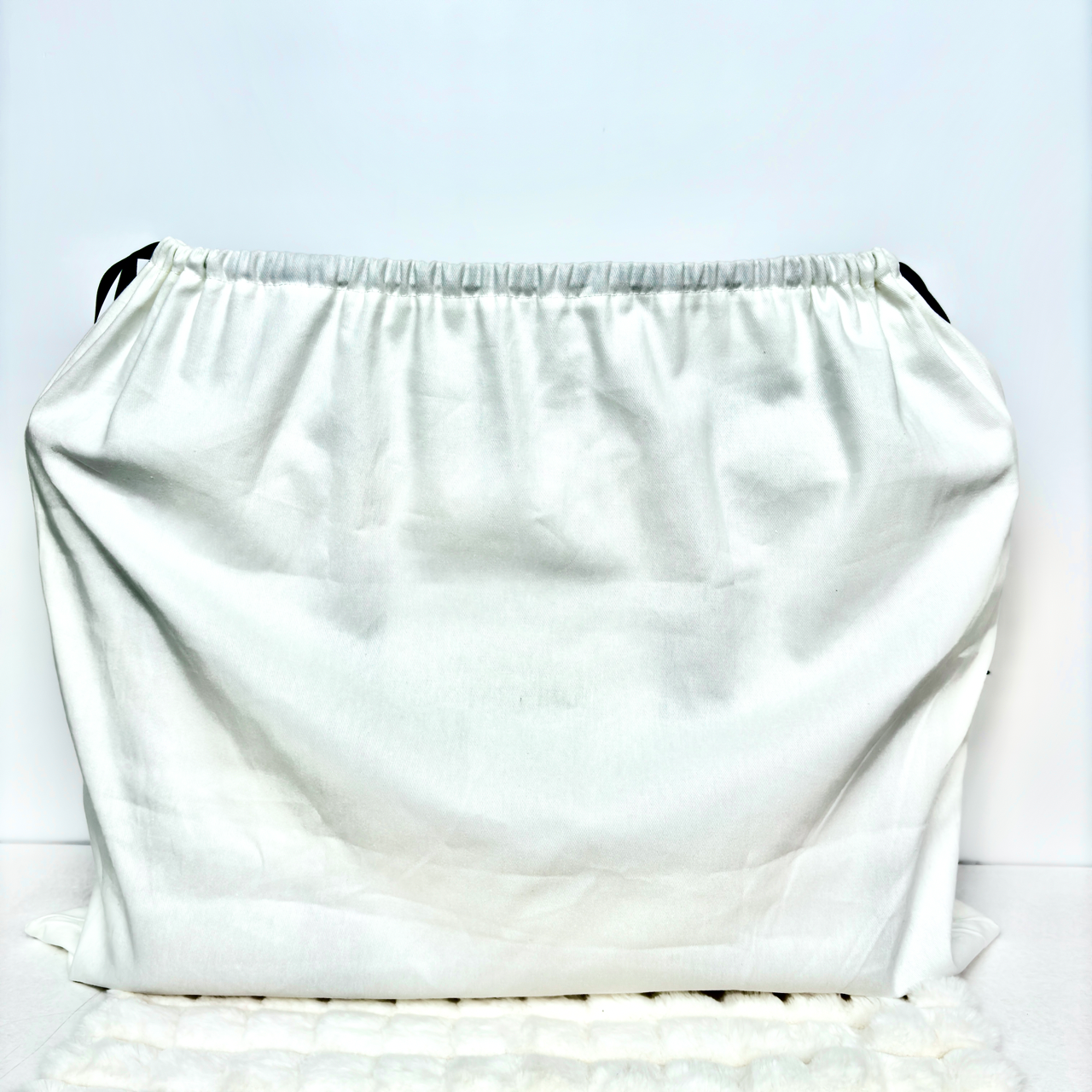 Usaloveshoppe Dust Bag (Large)