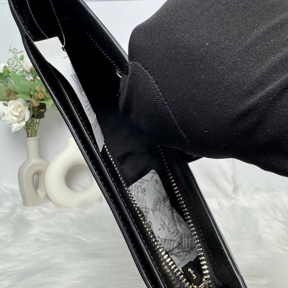 AUCTION Kate Spade Reegan Small Shoulder Bag in Black (KG185)