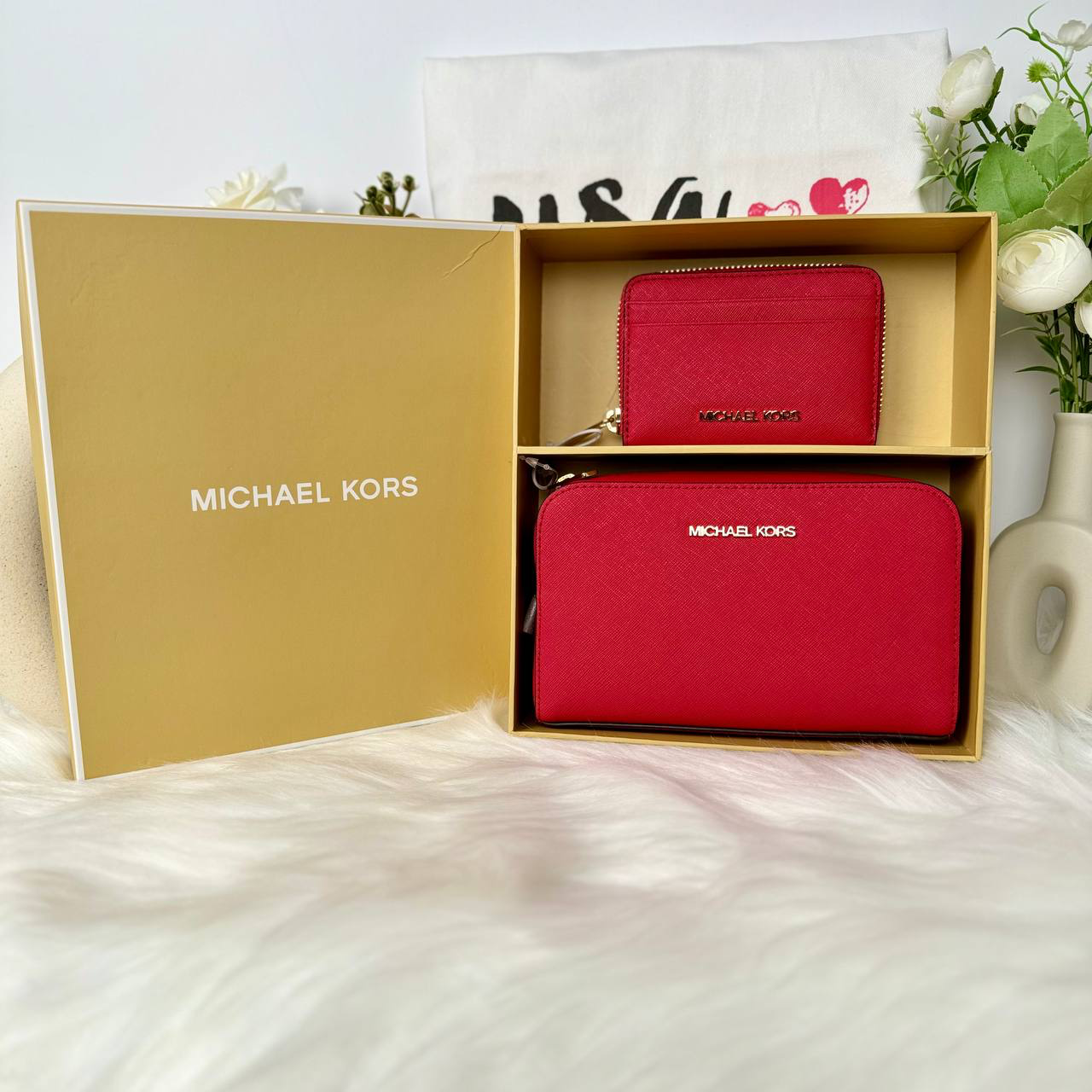 Michael Kors Bag Malaysia Michael Kors Giftable boxed item wallet Travel Pouch Bright Red