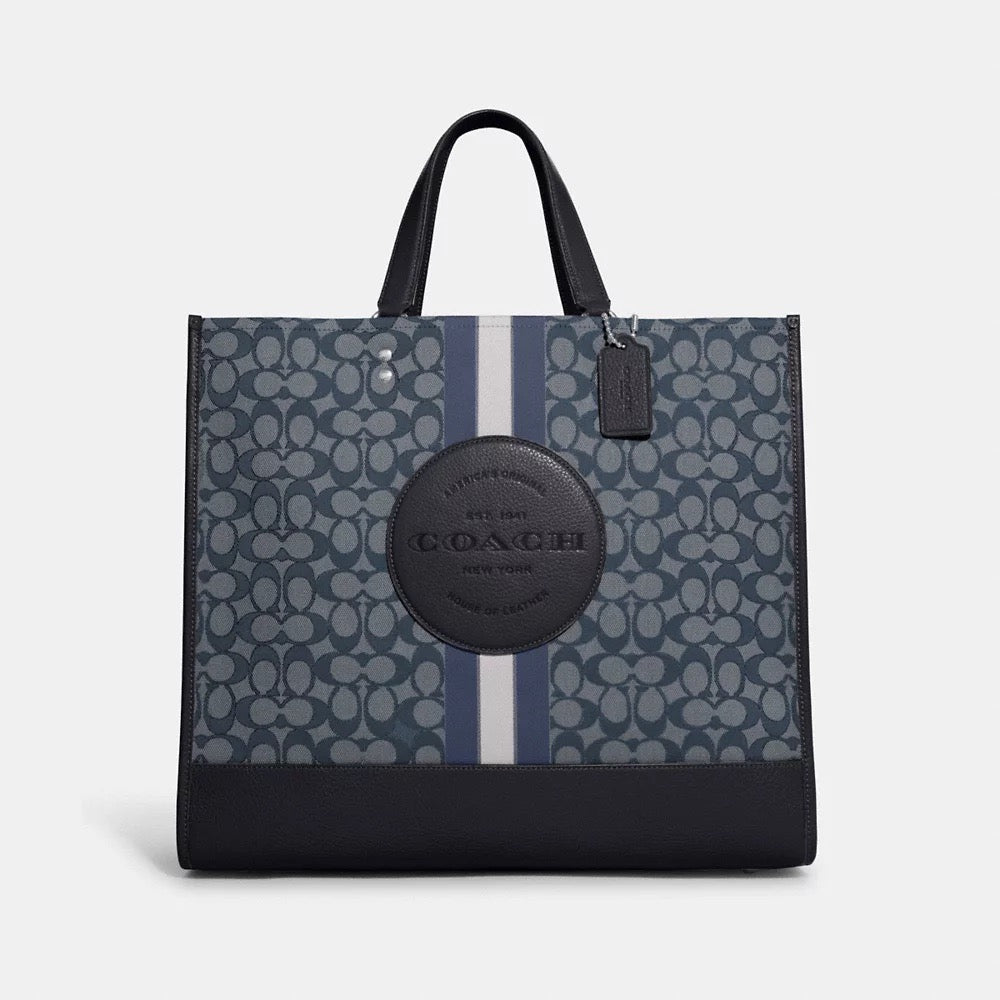 C0ACH Dempsey Tote 40 in Signature Jacquard With Stripe And Coach Patch in Denim/Midnight Navy Multi (C8418)