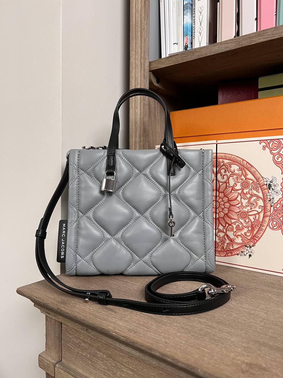 MJ Quilted Leather Mini Grind Tote Bag in Rock Grey (H047L01RE22-034)
