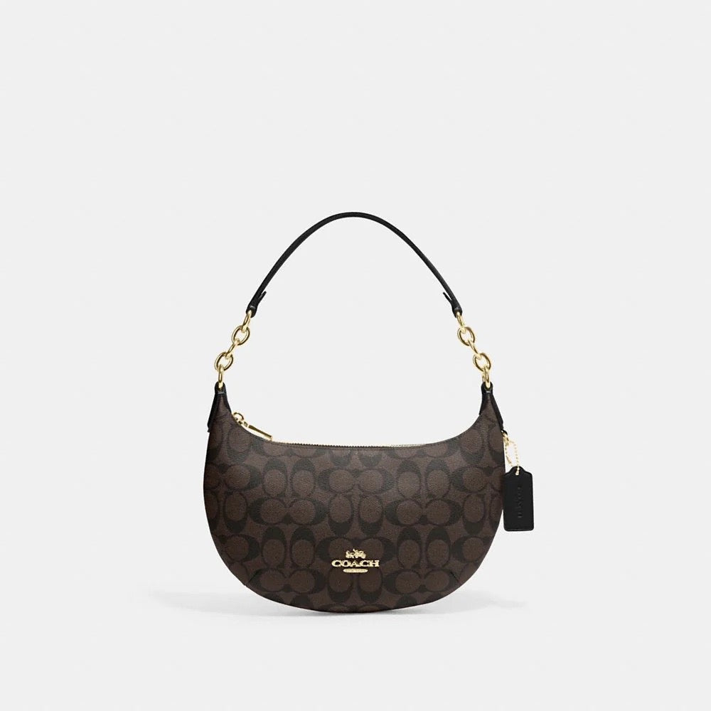 Discover the Coach Payton Hobo: A Touch of Elegance at an Unbeatable Price