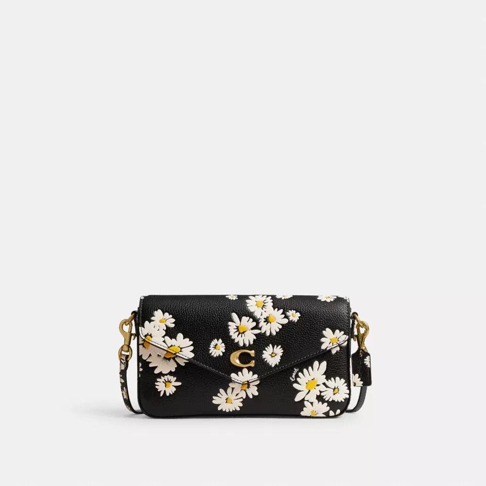 Step into Spring with the Coach Wyn Crossbody Bag – An Ode to Elegance and Affordability