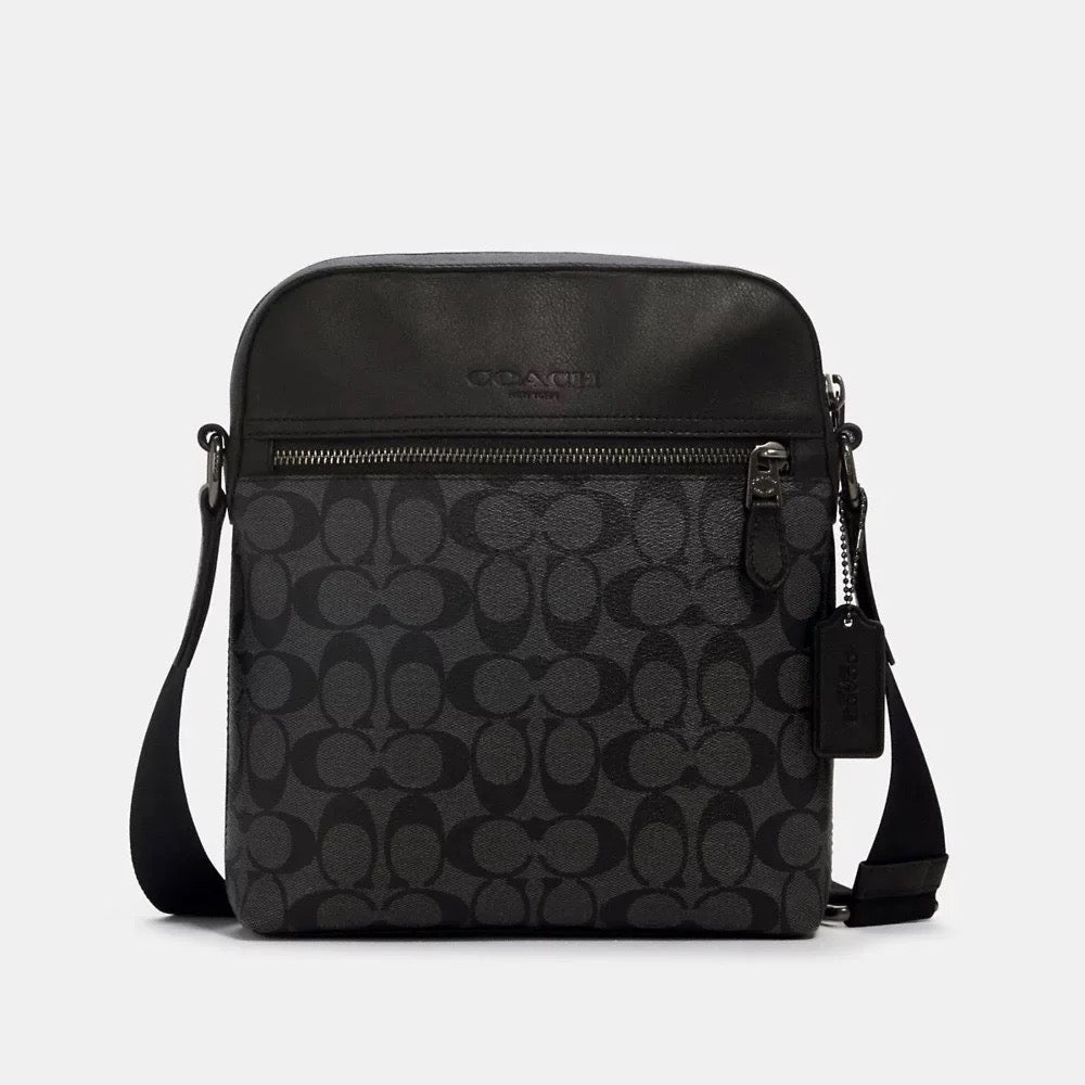 Discover the COACH Men Houston Flight Bag: A Trendy Must-Have for the Savvy Traveler