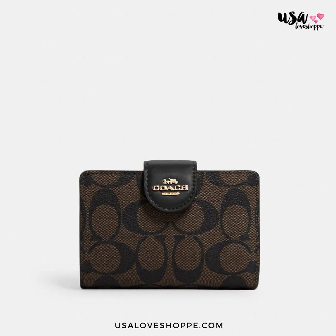 Get Your Glam On with the Coach Medium Corner Zip Wallet – A Fashionista's Dream!