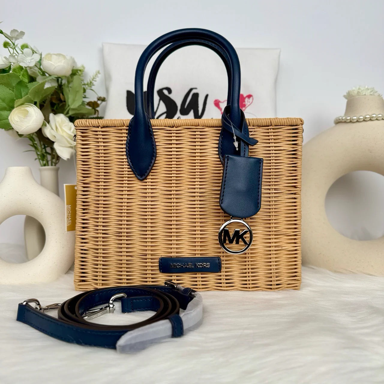 SALE【MICHAEL KORS】CARY♪SM SADDLE CROSSBODY♪スタッズ♪ SALE【MICHAEL KORS】CARY♪SM SADDLE CROSSBODY♪スタッズ