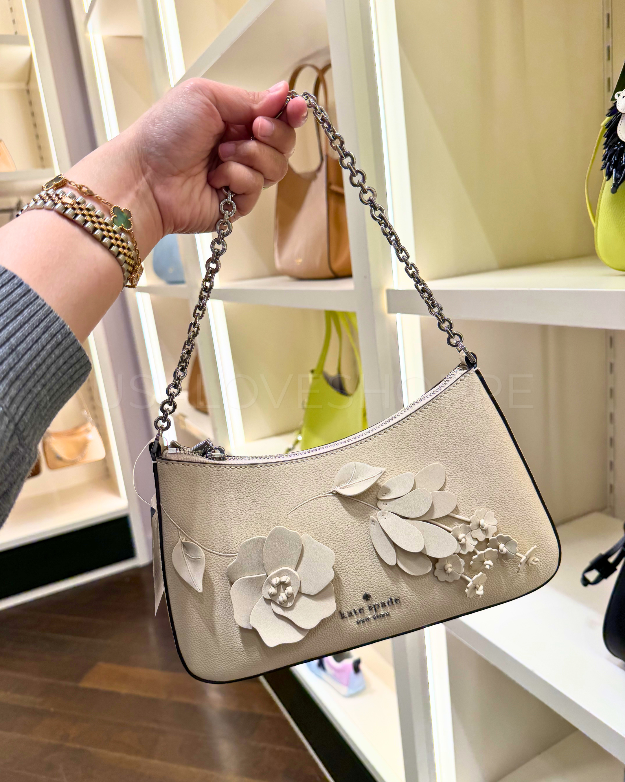 Why Neutral Handbags Never Go Out of Style