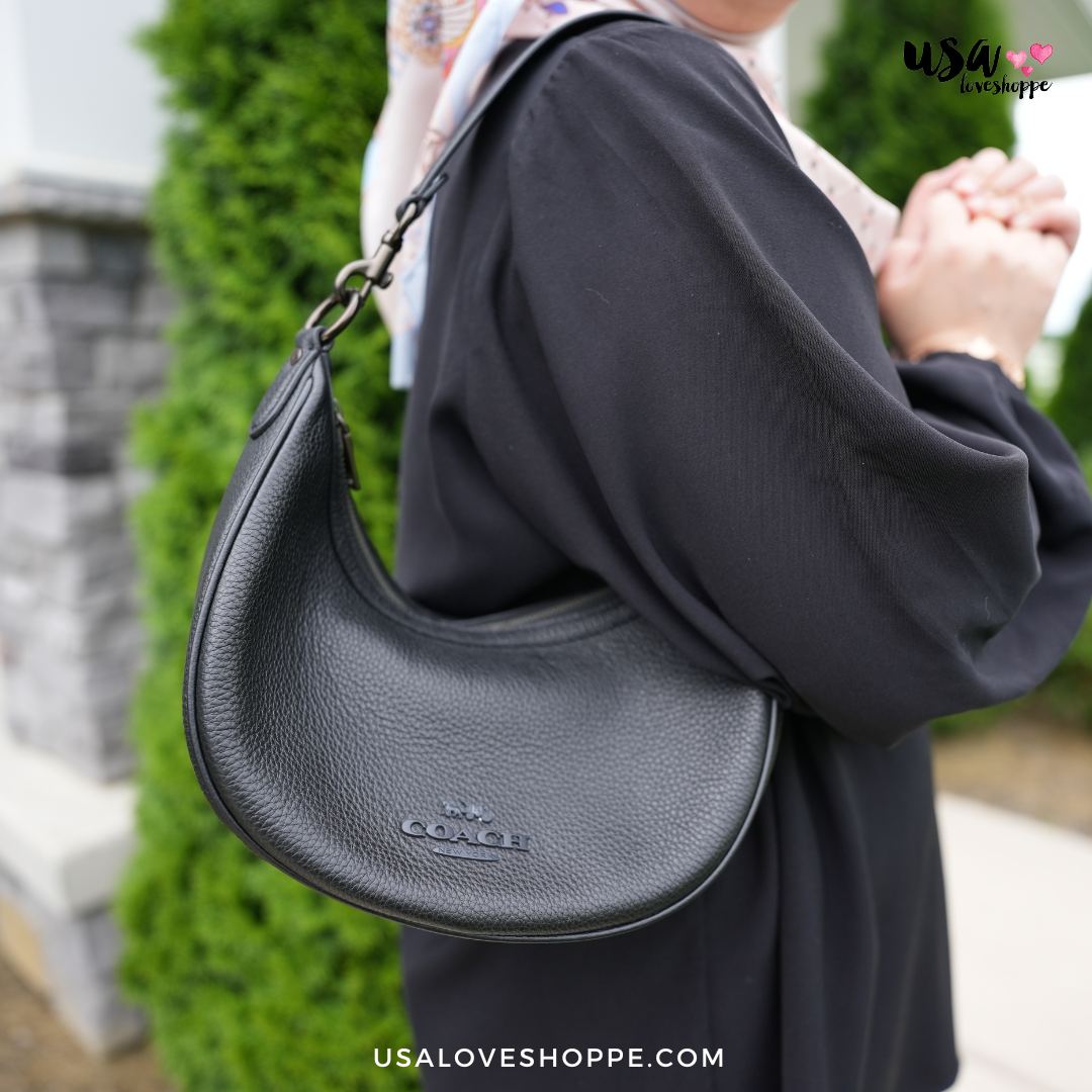 Coach Aria Shoulder Bag: Elegance Meets Functionality