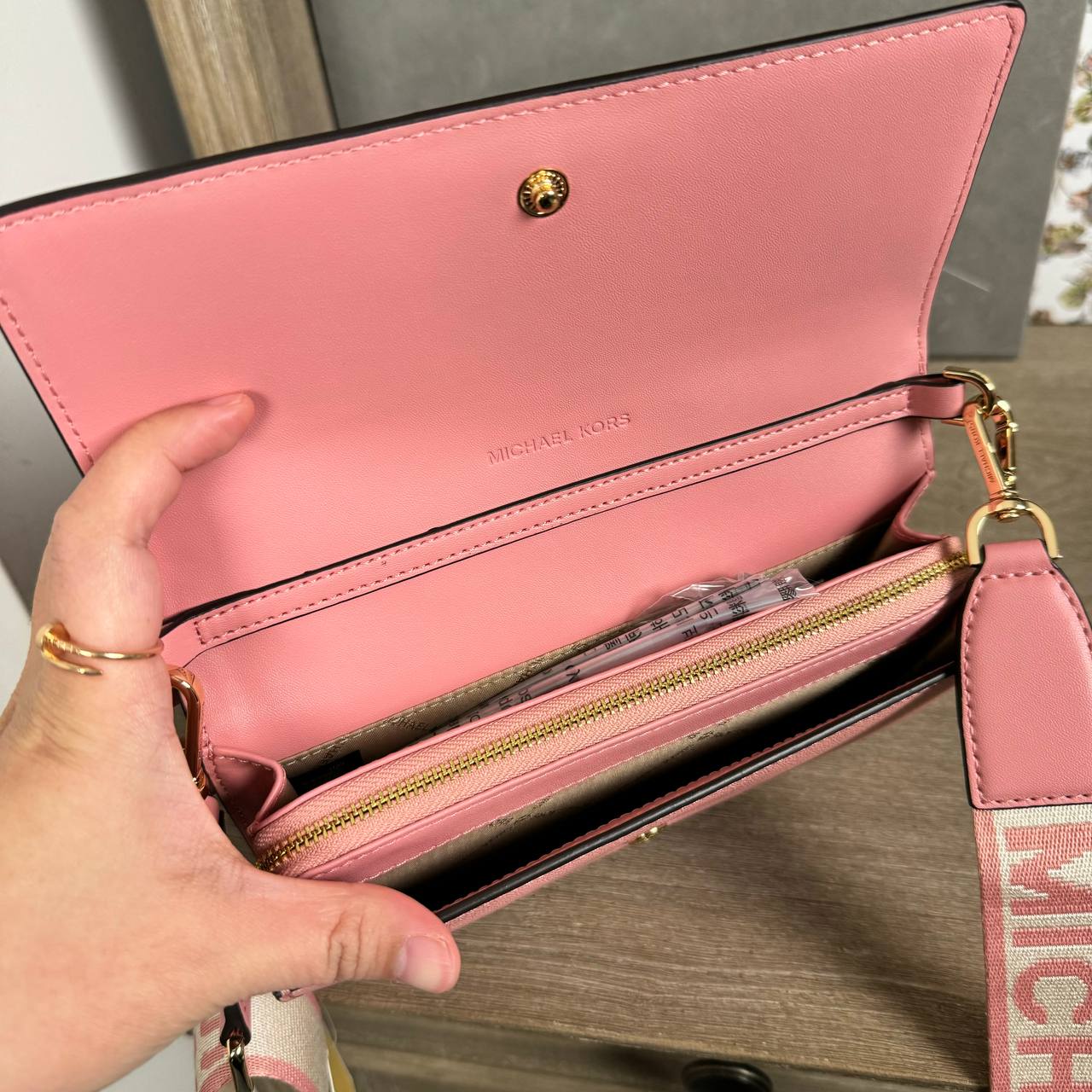 Michael kors jet set travel large wallet sale