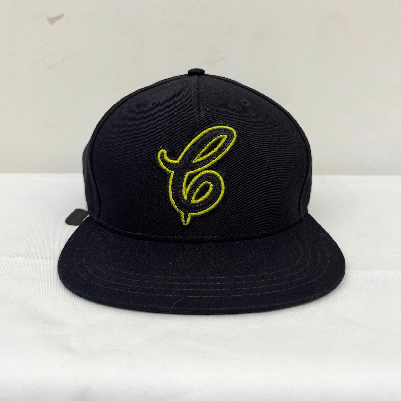 [AUCTION][READY STOCK MY] Coach Neon Flat Brim Hat (F38892)