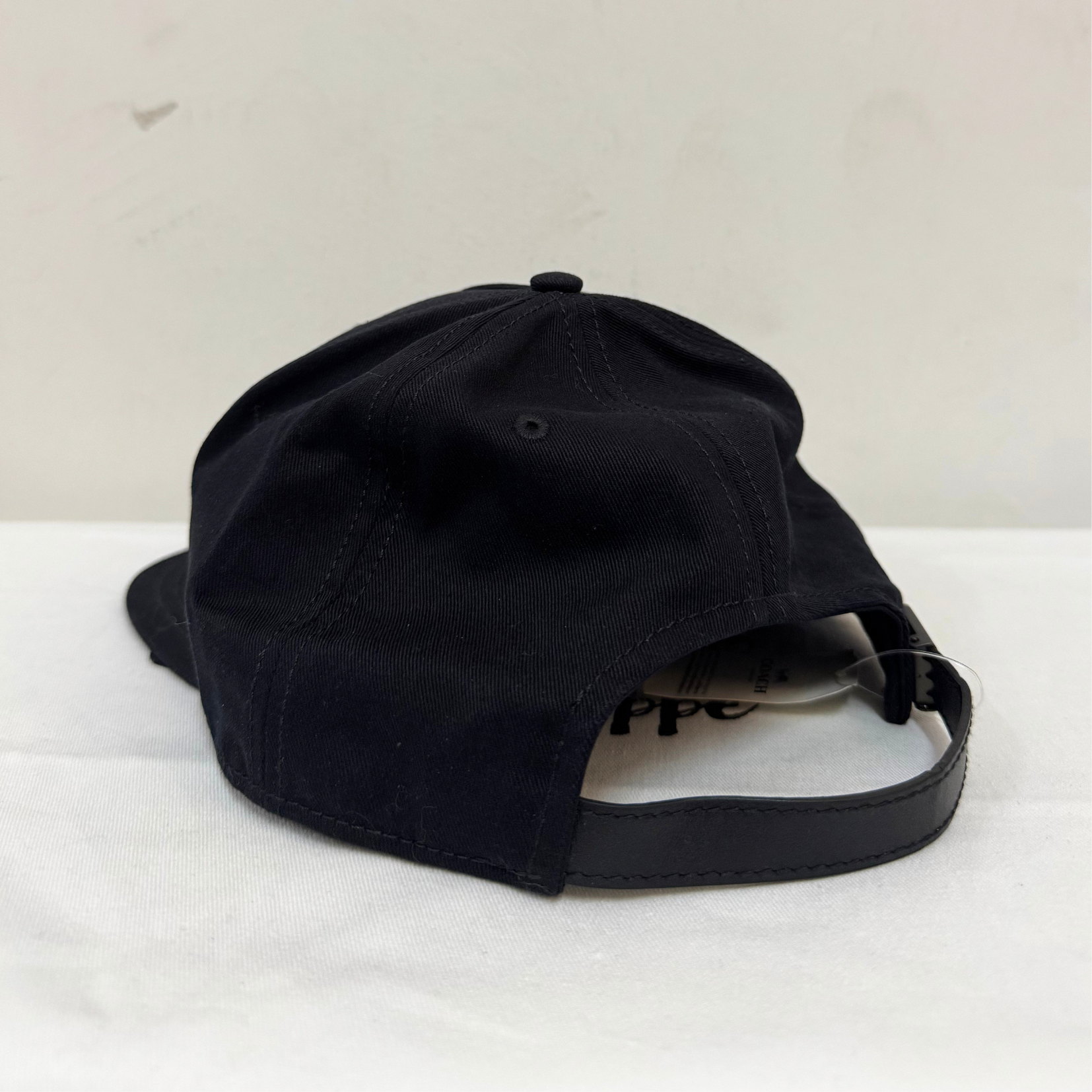 [AUCTION][READY STOCK MY] Coach Neon Flat Brim Hat (F38892)