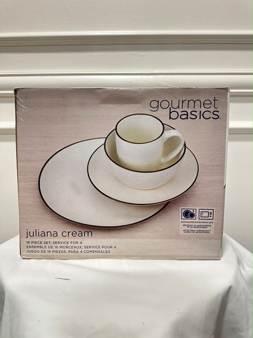 [READY STOCK MY] Gourmet Basics By Mikasa in Juliana Cream 16 pieces