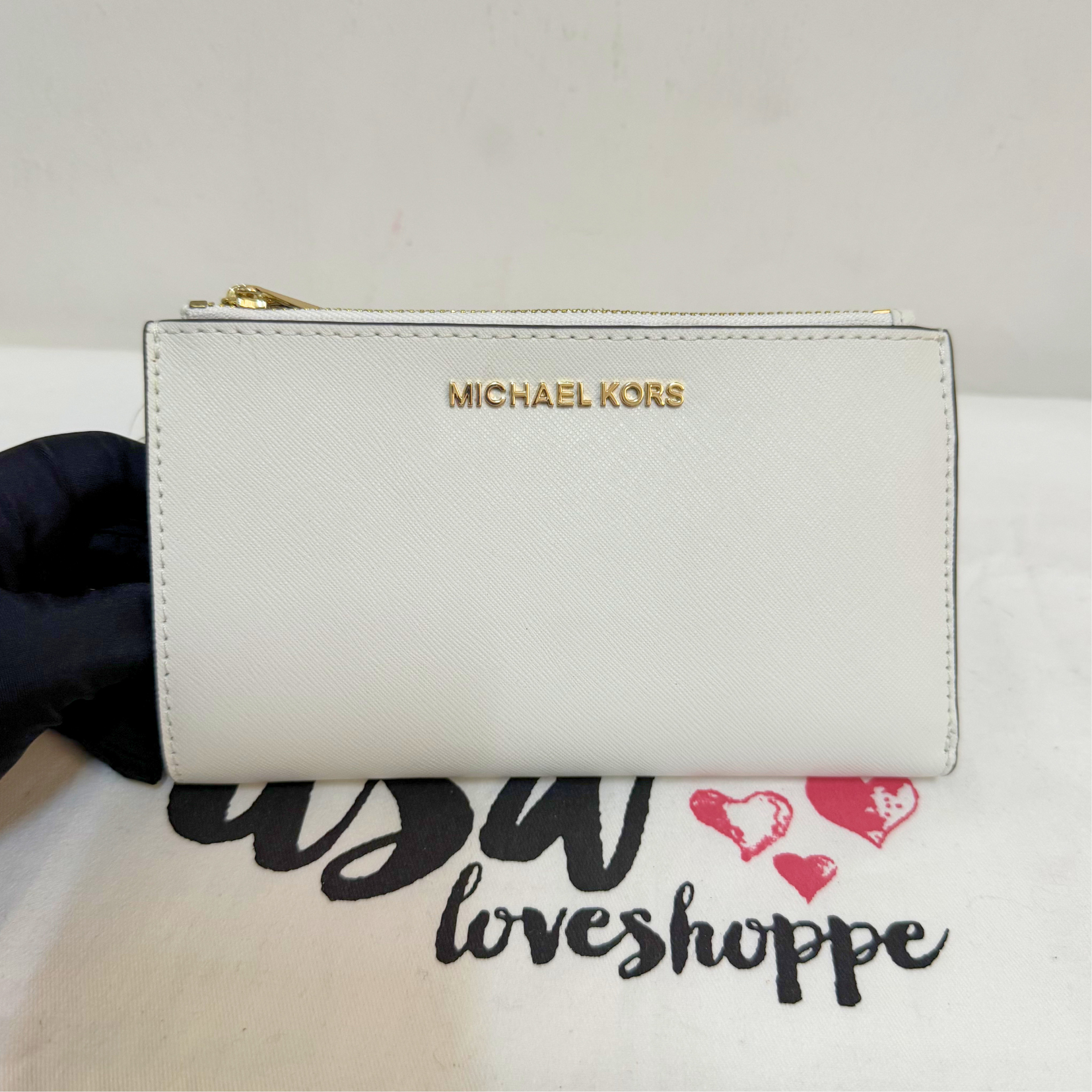 [AUCTION][READY STOCK] Michel Kors Jet Set Travel double Zip Wristlet Optic White (35F8GTVW0L)