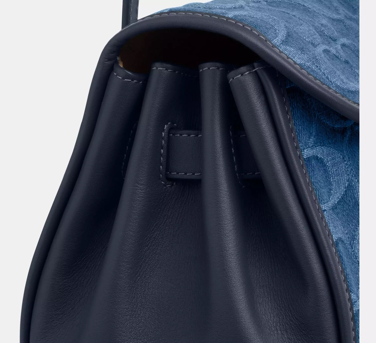 [INCOMING ETA 30 DAYS] COACH Bridget Flap Shoulder Bag In Signature Denim in Indigo (CDE94)