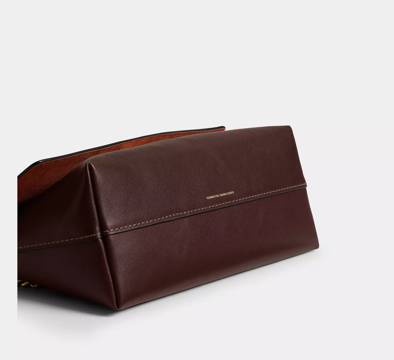 [INCOMING ETA 30 DAYS] COACH Chelsea Shoulder Bag 30 With Chain in Maple (CDS61)