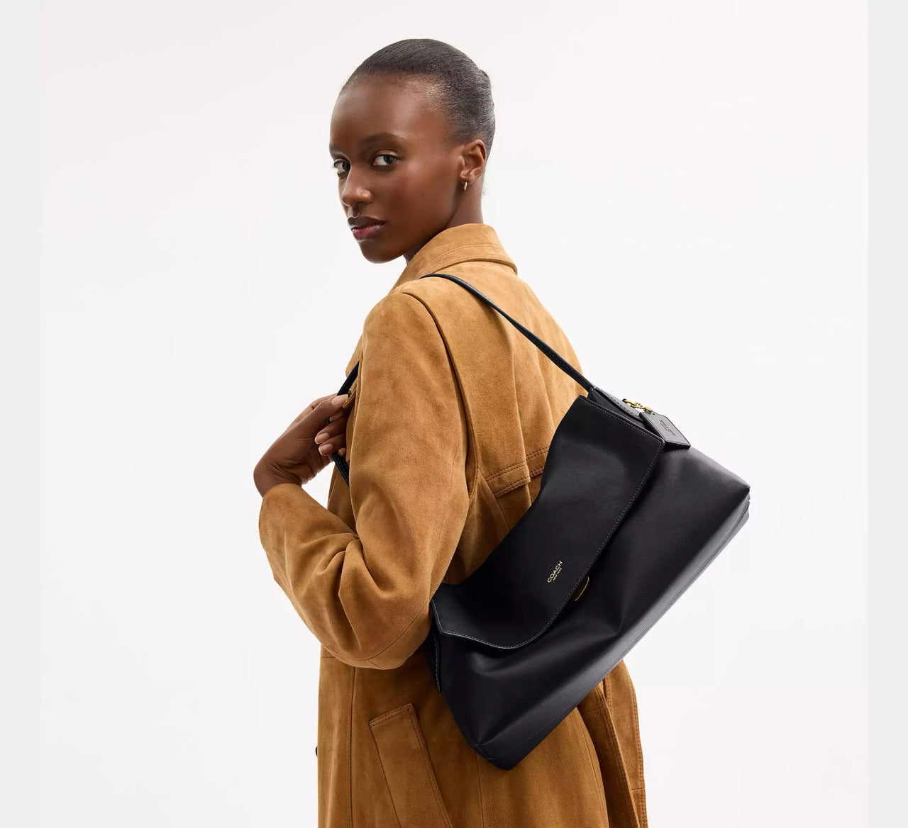 [INCOMING ETA 30 DAYS] COACH Chelsea Shoulder Bag 36 in Black (CDS62)