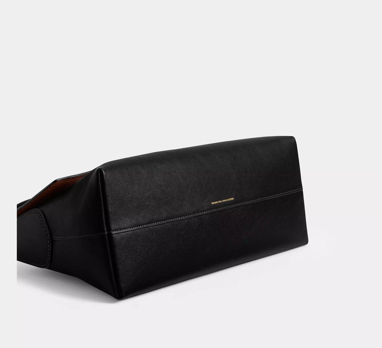 [INCOMING ETA 30 DAYS] COACH Chelsea Shoulder Bag 36 in Black (CDS62)