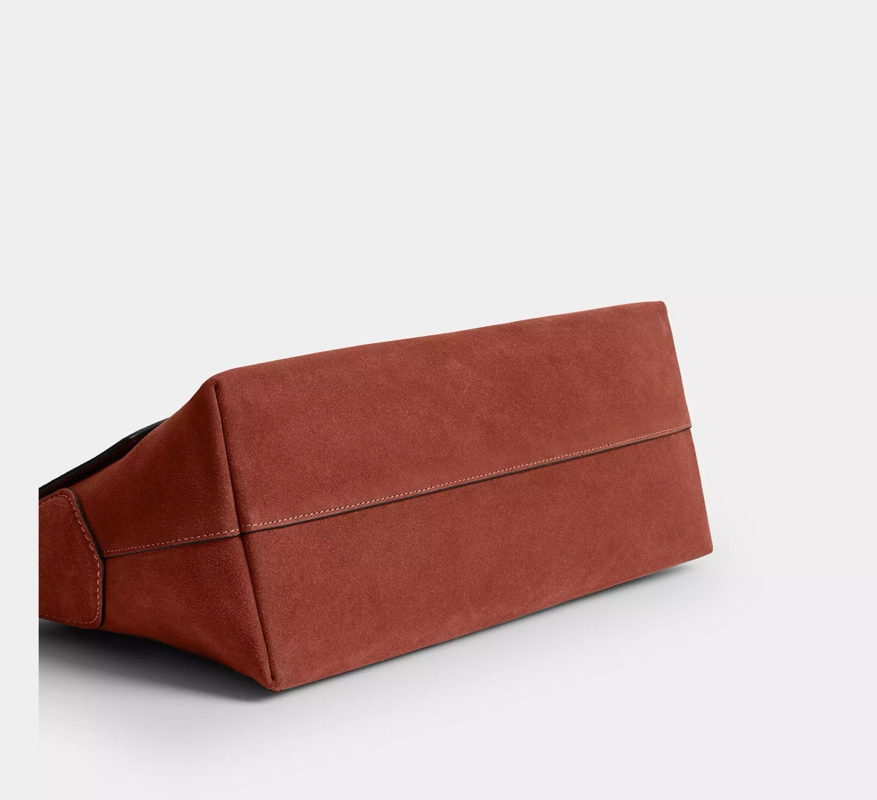 [INCOMING ETA 30 DAYS] COACH Chelsea Shoulder Bag 36 in Clay (CEB51)