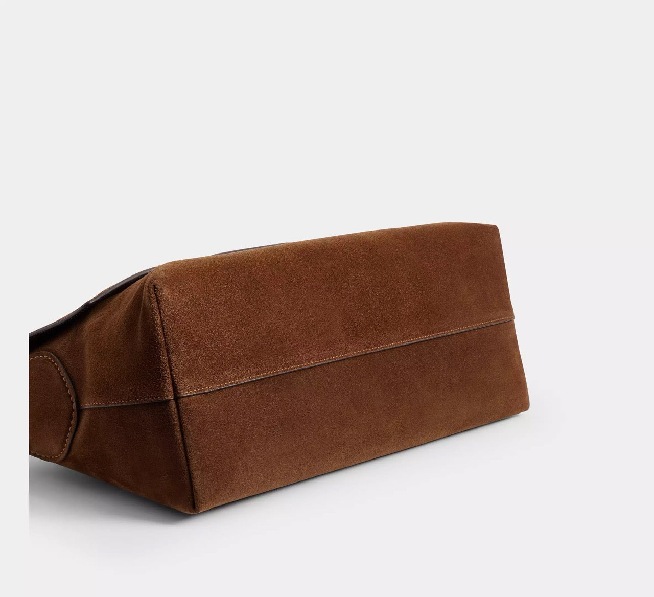 [INCOMING ETA 30 DAYS] COACH Chelsea Shoulder Bag 36 in Warm Brown (CDT20)
