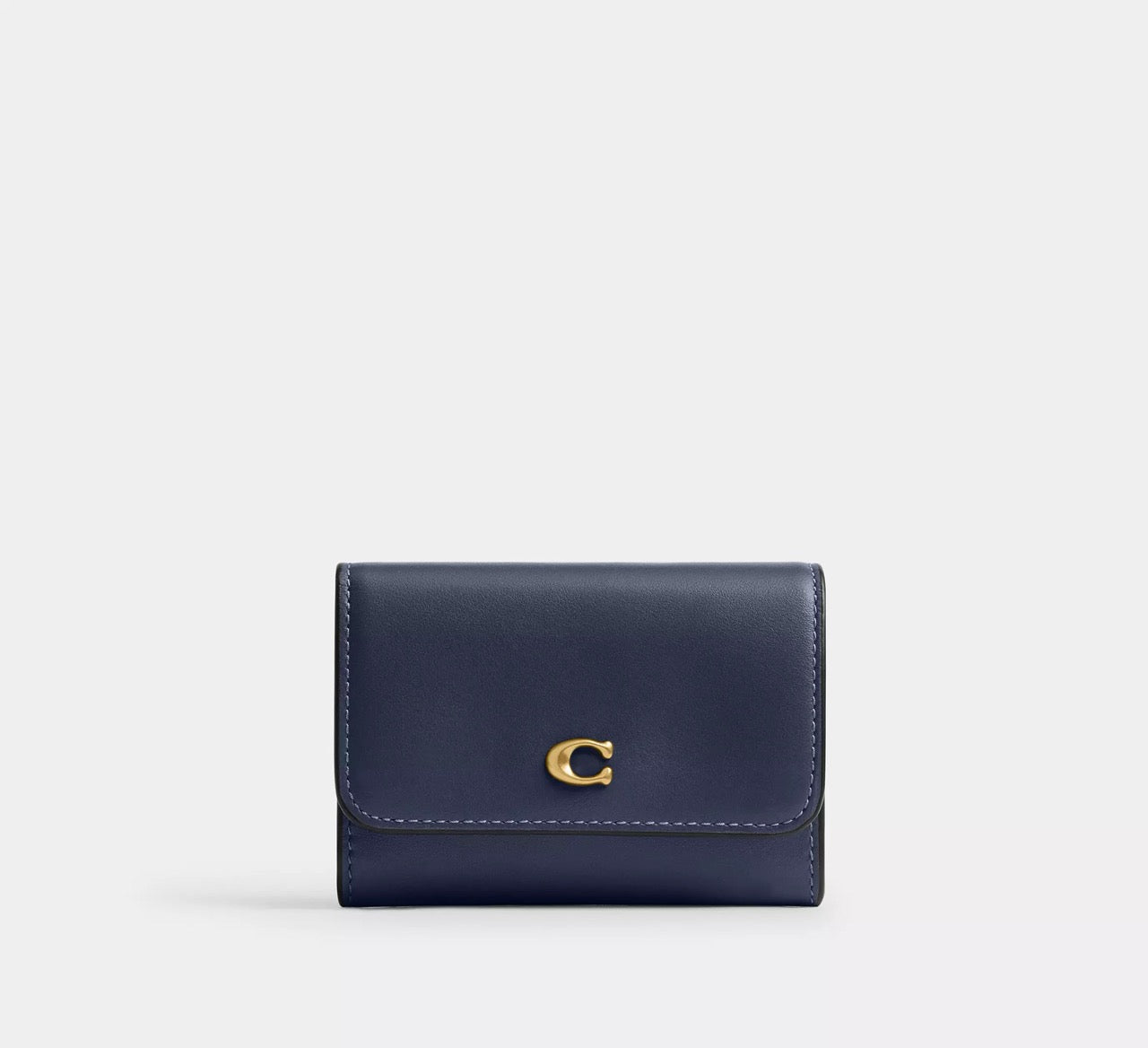 [WEB EXCLUSIVE][INCOMING ETA 30 DAYS] COACH Essential Flap Card Case in Navy (CCW82)