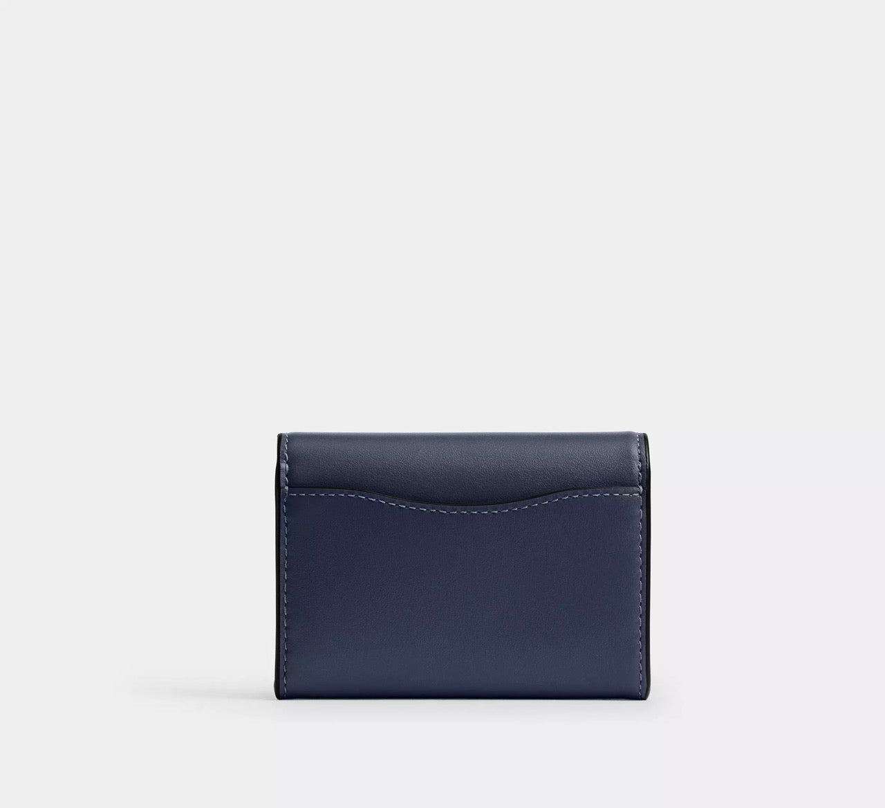 [WEB EXCLUSIVE][INCOMING ETA 30 DAYS] COACH Essential Flap Card Case in Navy (CCW82)