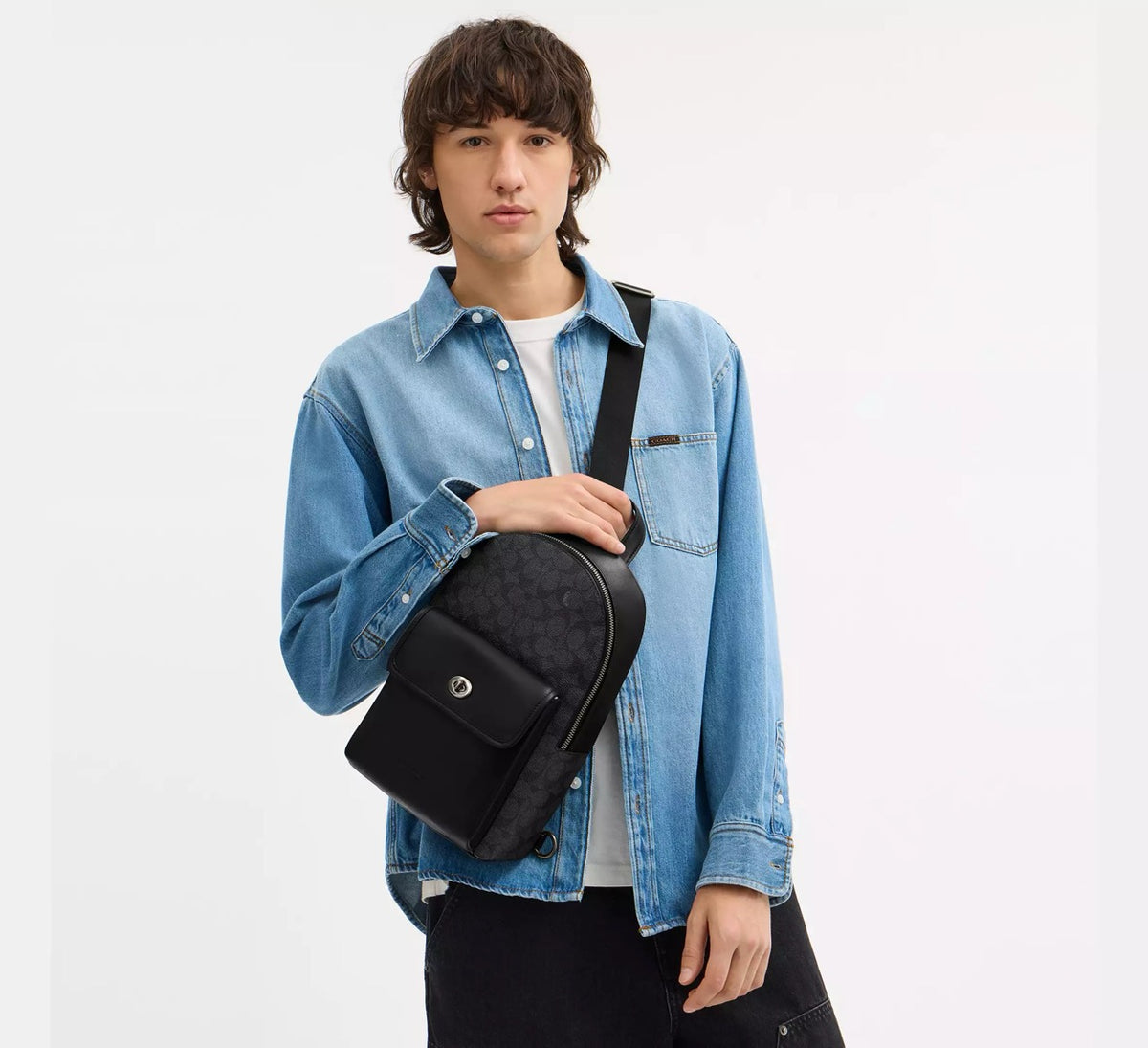 [READY STOCK MY] COACH For Men Turnlock Sling Pack In Signature Canvas in Charcoal/Black (CAJ92)