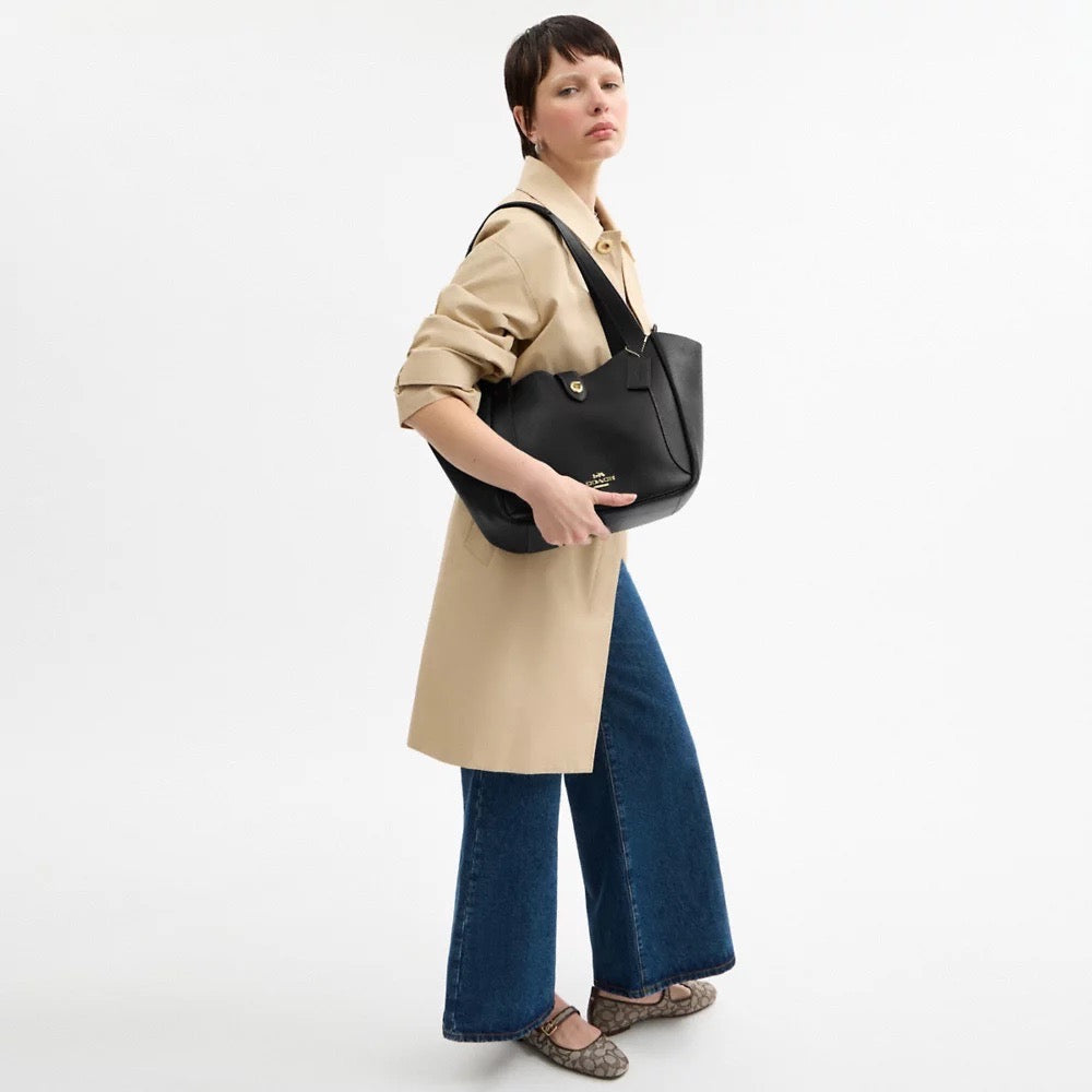 [INCOMING ETA 30 DAYS] COACH Hadley Turnlock Tote Bag in Black (CAL17)
