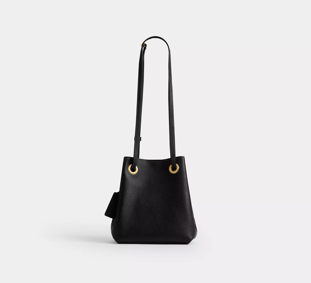 [INCOMING ETA 30 DAYS] COACH Jade Drawstring Bag in Black (CER84)