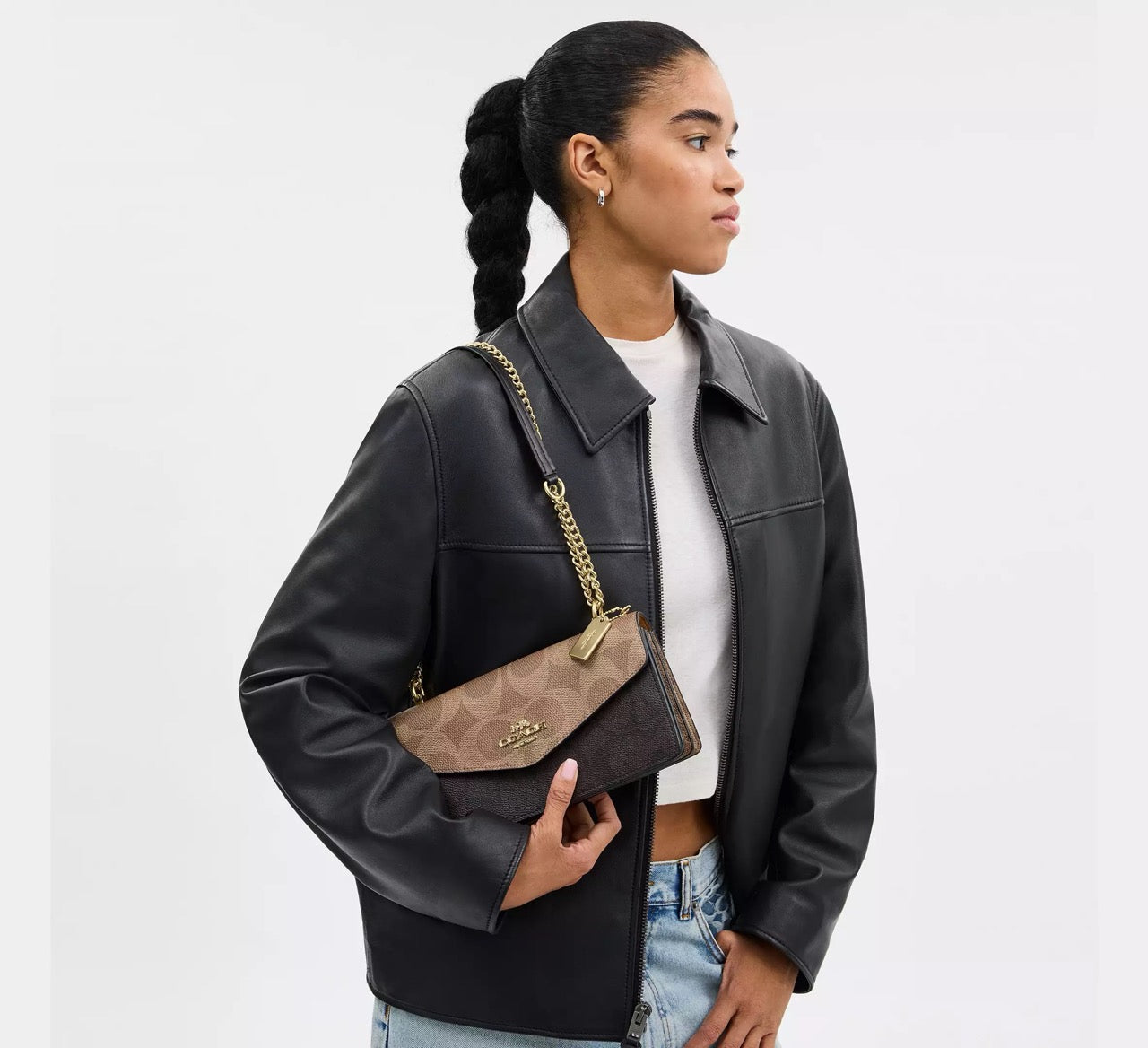 [INCOMING ETA 30 DAYS] COACH Klare Envelope Crossbody Bag In Blocked Signature Canvas Walnut/Tan (CBI99)