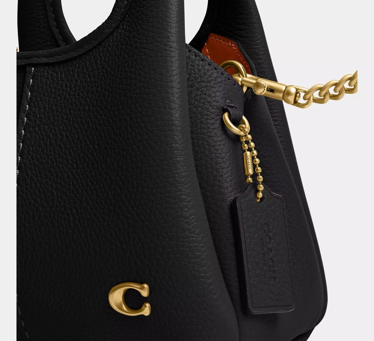 [WEB EXCLUSIVE][INCOMING ETA 30 DAYS] COACH Lana Shoulder Bag 19 in Black (CCY32)