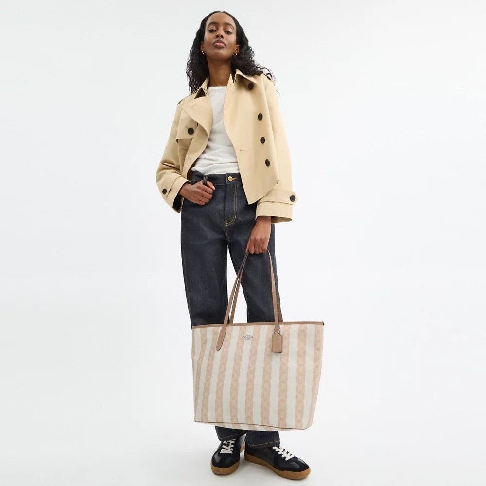 [INCOMING ETA 30 DAYS] COACH Large City Tote Bag In Signature Canvas With Stripe in Sand/Tan (SHW)(CBI03)