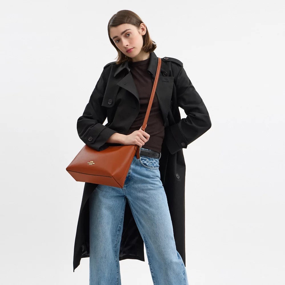 [SPECIAL DEAL][INCOMING ETA 30 DAYS] COACH Laurel Shoulder Bag in Tan (CBG99)