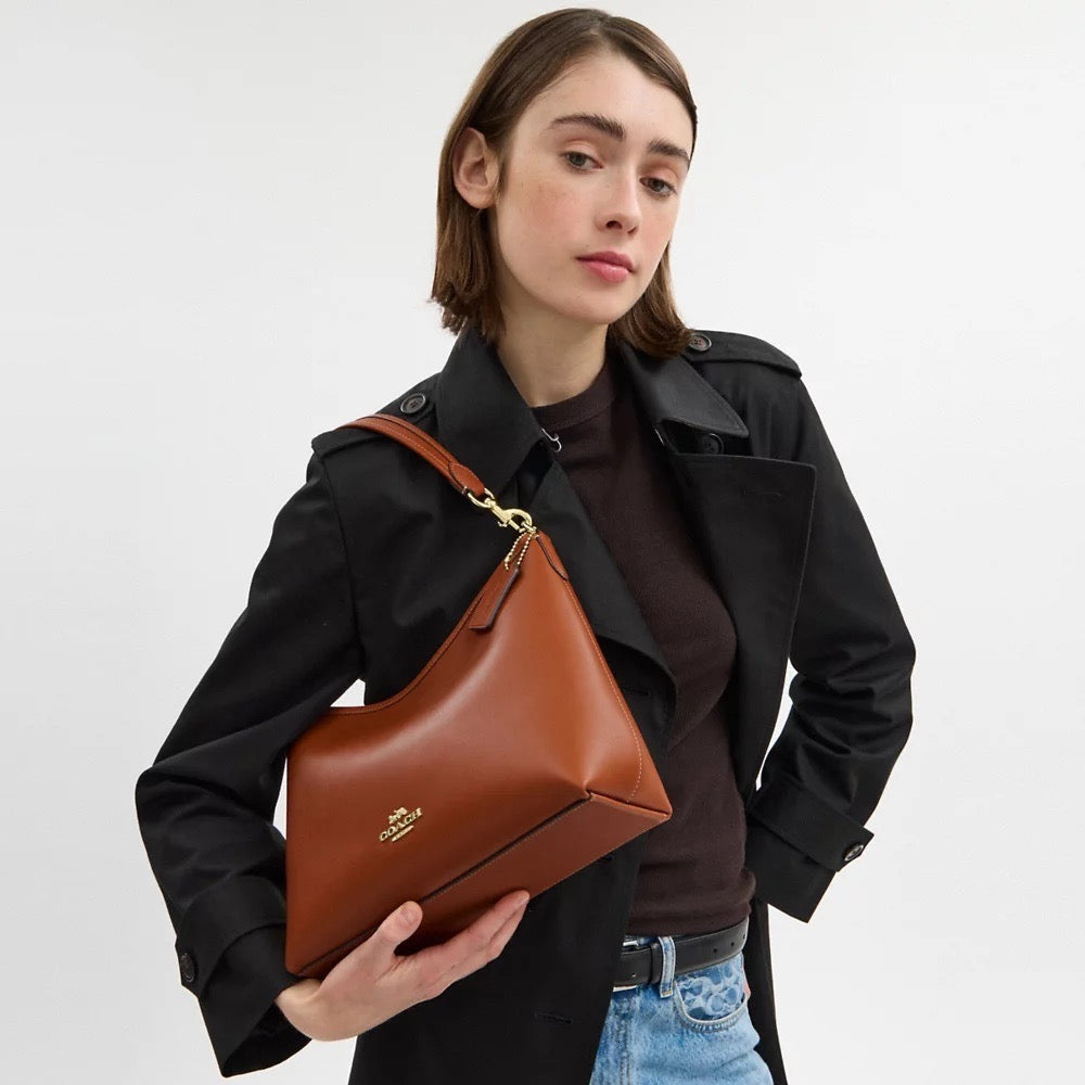 [SPECIAL DEAL][INCOMING ETA 30 DAYS] COACH Laurel Shoulder Bag in Tan (CBG99)