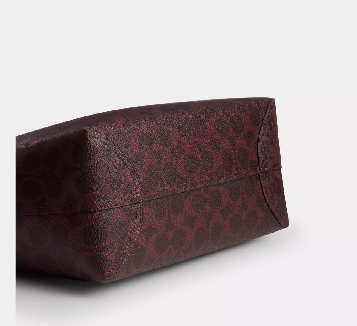 [WEB EXCLUSIVE][INCOMING ETA 30 DAYS] COACH Medium City Tote Bag In Signature Canvas in Black Currant (CDX82)