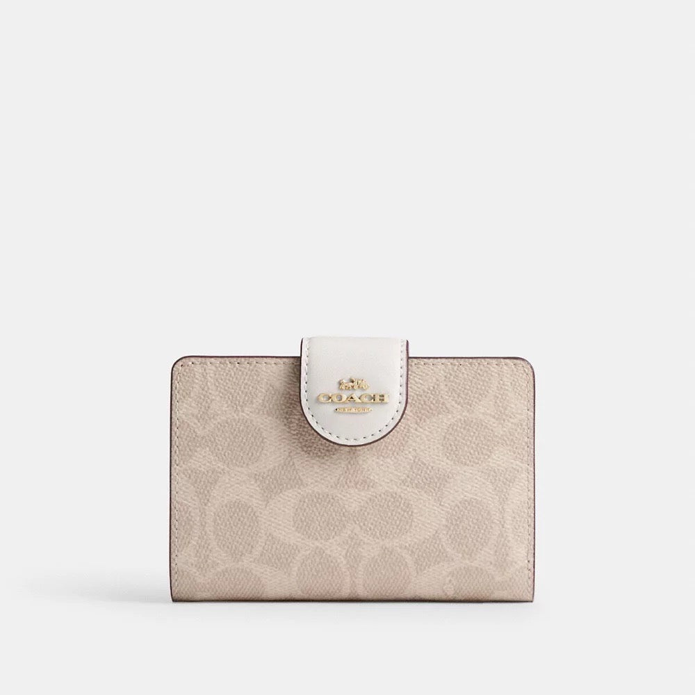 [INCOMING ETA 30 DAYS] COACH Medium Corner Zip Wallet In Signature Canvas in Sand/Chalk (CW786)(2)