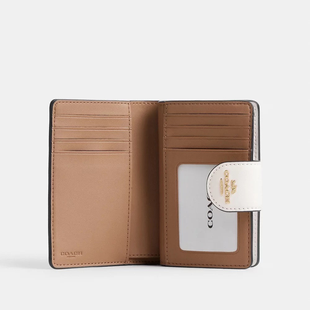 [INCOMING ETA 30 DAYS] COACH Medium Corner Zip Wallet In Signature Canvas in Sand/Chalk (CW786)(2)