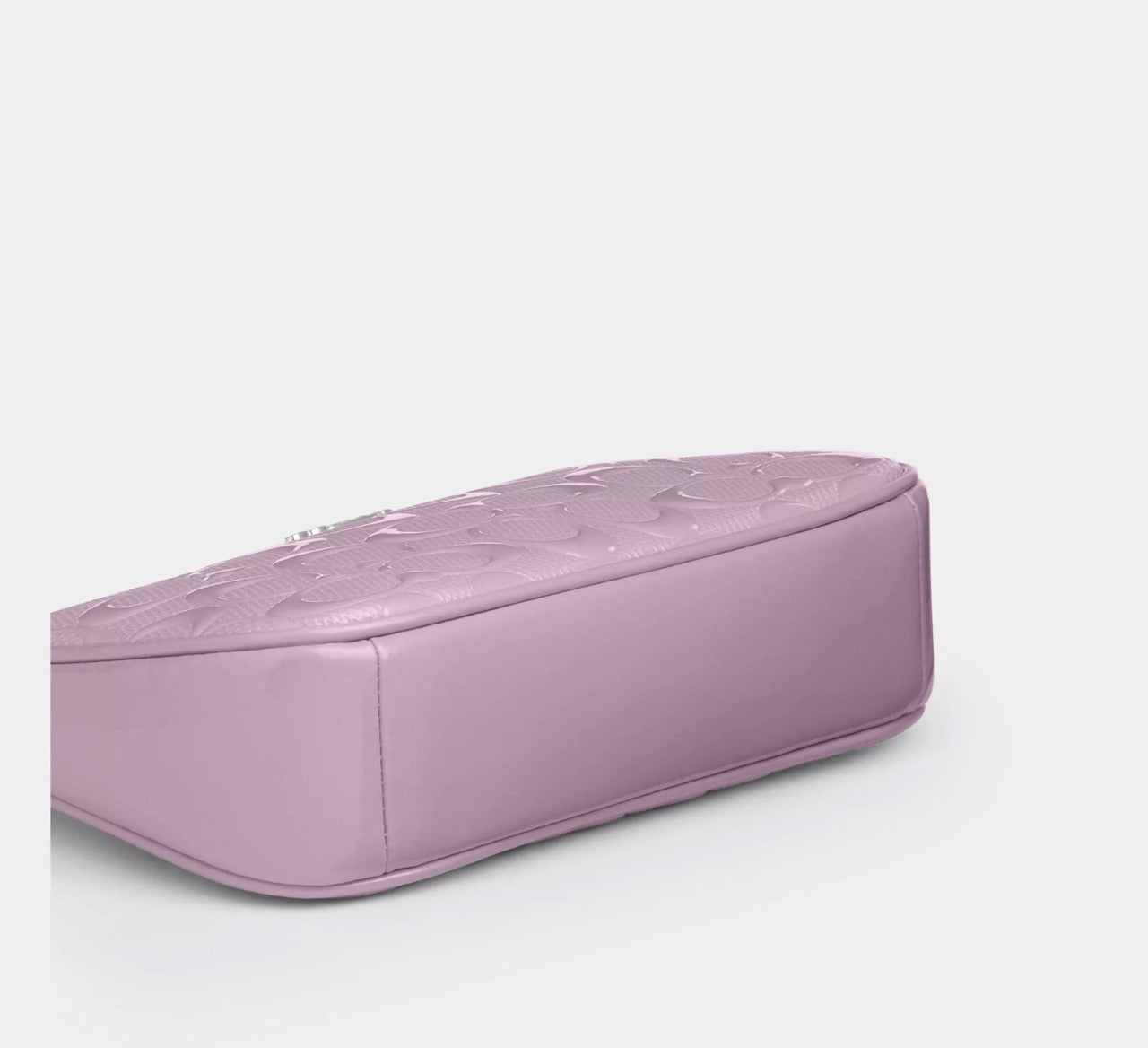 [SPECIAL DEAL][READY STOCK MY] COACH Nolita 19 In Signature Leather With Heart Charm in Light Violet (SHW)(CCZ27)