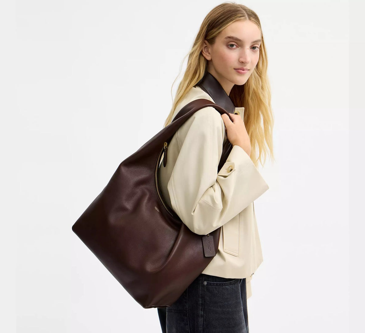 [WEB EXCLUSIVE][INCOMING ETA 30 DAYS] COACH Pillow Brooklyn Shoulder Bag 34 in Maple (CFR18)