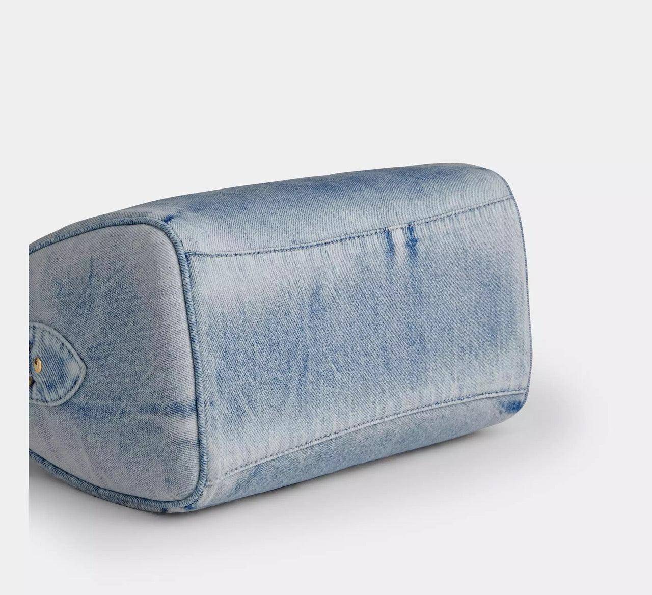 [INCOMING ETA CUBA RAYA] COACH Rowan Satchel Bag In Loved Denim With Charms in Light Indigo (CDY74)