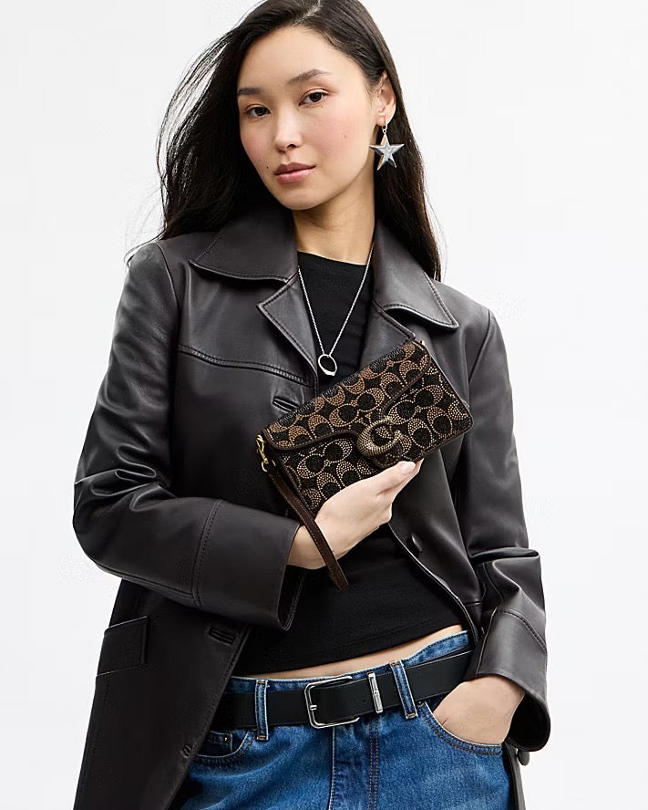 [WEB EXCLUSIVE][INCOMING ETA 30 DAYS] COACH TABBY CHAIN CROSSBODY BAG 19 WITH CRYSTAL SIGNATURE (CFT49)