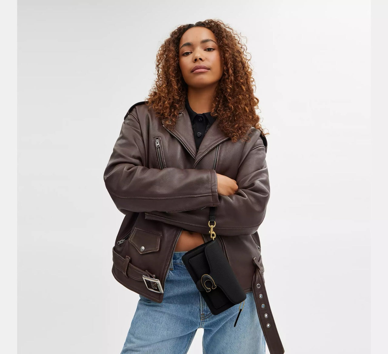 [INCOMING ETA 30 DAYS] COACH Tabby Crossbody Wristlet in Brass/Black (CJ925)